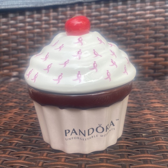 Pandora Ceramic Cupcake Jewelry Box - Picture 2 of 7